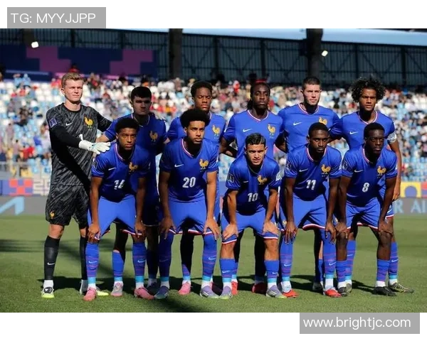 法国足球巨星的辉煌历程与对全球足球的深远影响